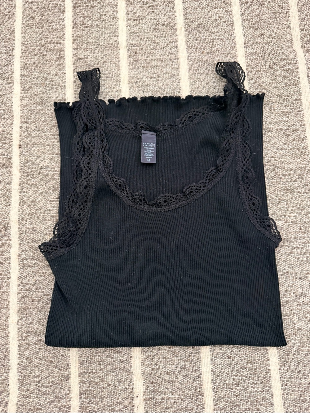 Banana Republic Women’s Medium Black Ribbed Lace-Trim Camisole